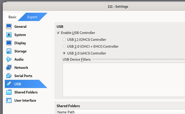 Selección de controlador USB en la configuración individual de la VM Selección de controlador USB en la configuración individual de la VM